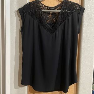 Express Lace Tee